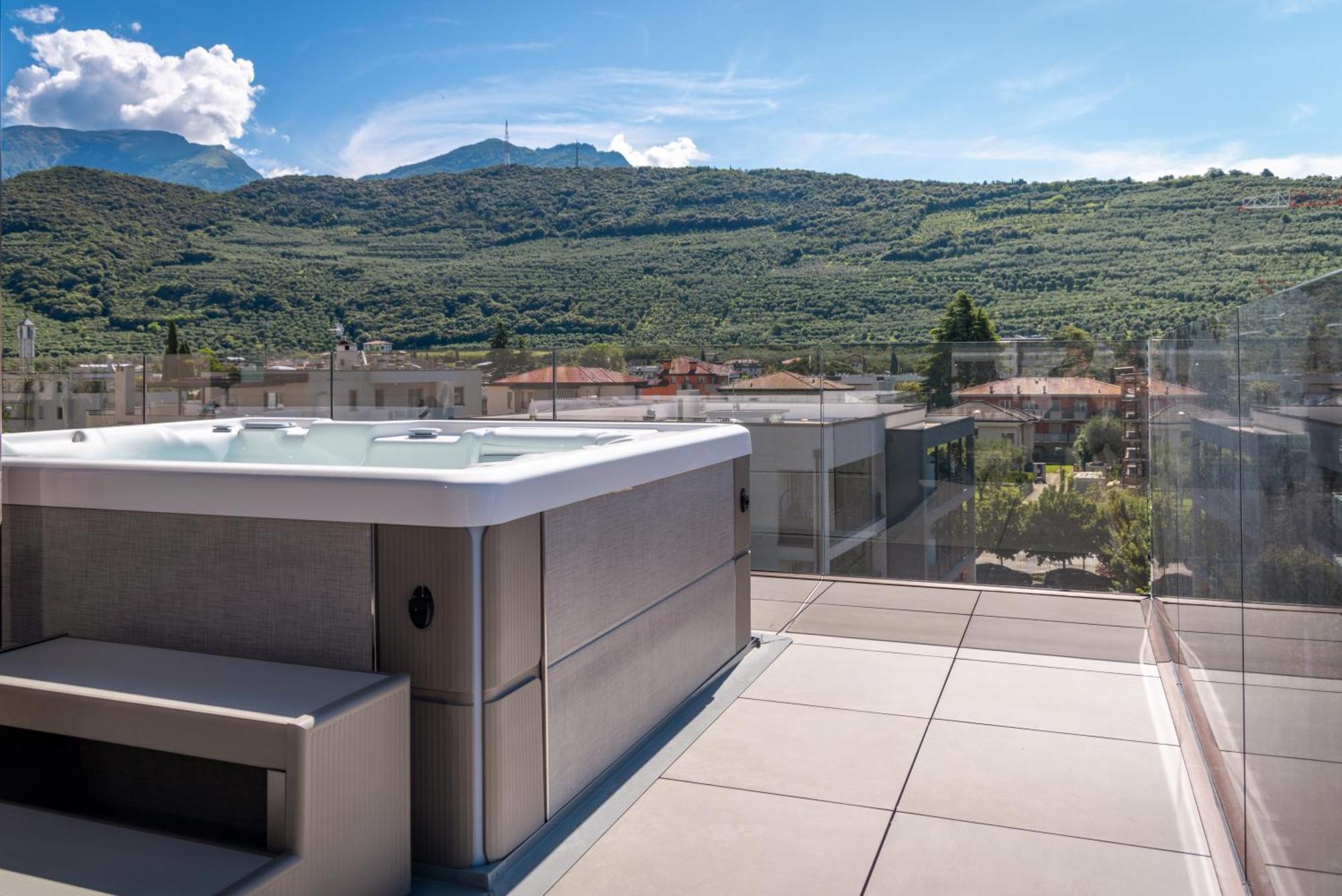 Residence Paradise Riva del Garda Exteriör bild